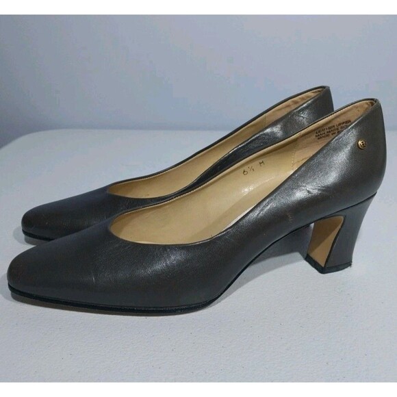 Etienne Aigner Taylor Chunky Heeled Shoes Sz 6.5M Dark Brown/Gray Leather Logo - Picture 1 of 16